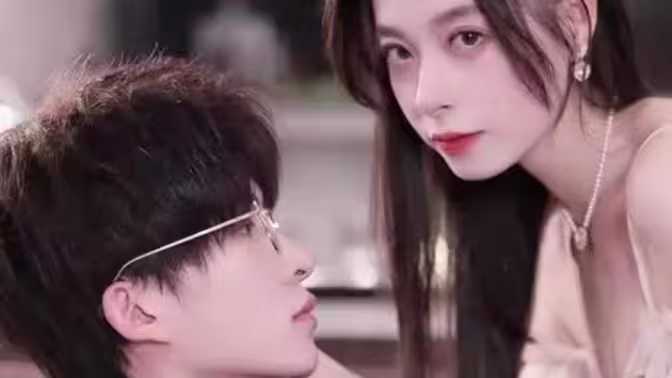 離婚后，夫人成了千億大佬(全集)