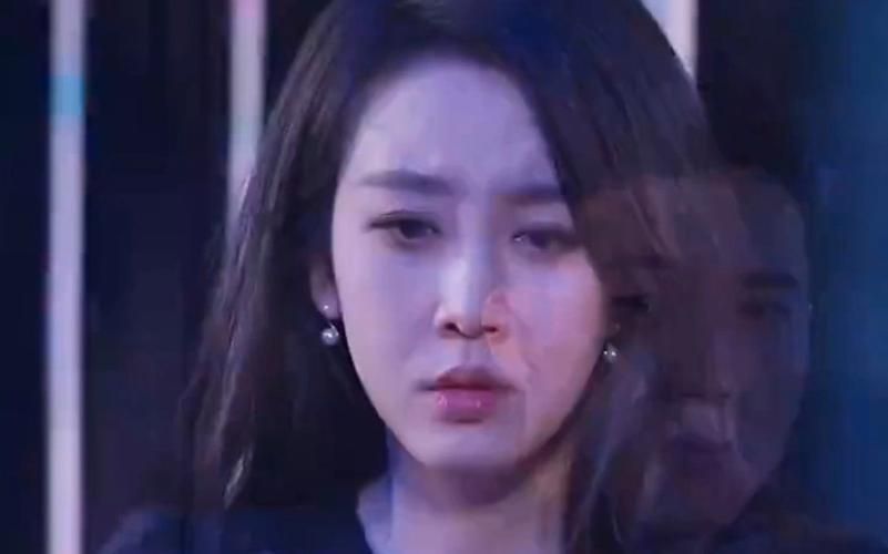 離婚冷她三年后，霍總膝蓋跪穿了(全集)