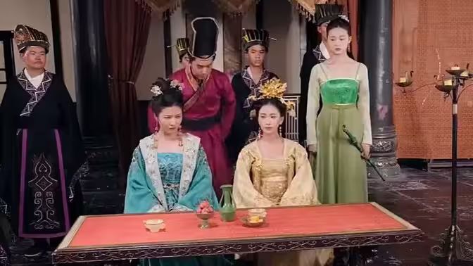 戰(zhàn)龍重生，這一世我要江山和美人（假太監(jiān)開(kāi)局攻略女帝）(全集)